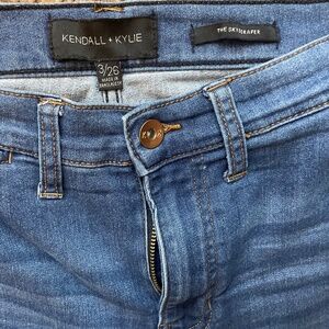 Kendall & Kylie jeans